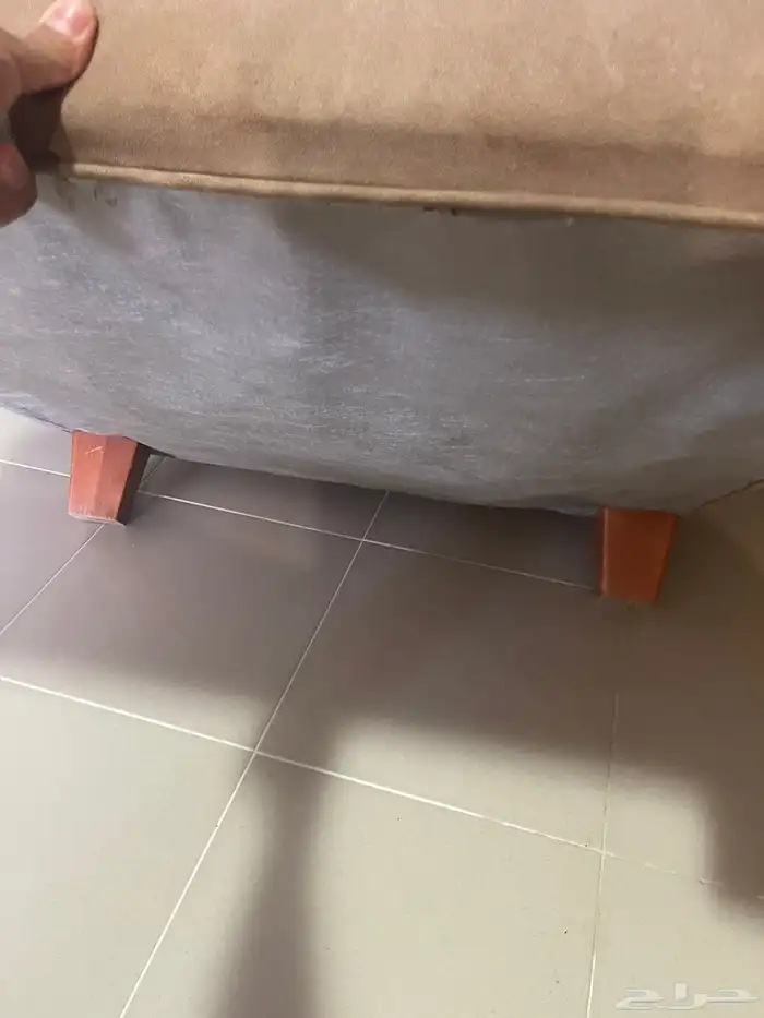 اثاث فندقي كامل للبيع يوجد كميه 11
