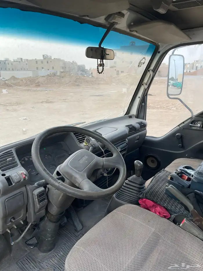 للبيع ايسوزو سطحة موديل 89 4
