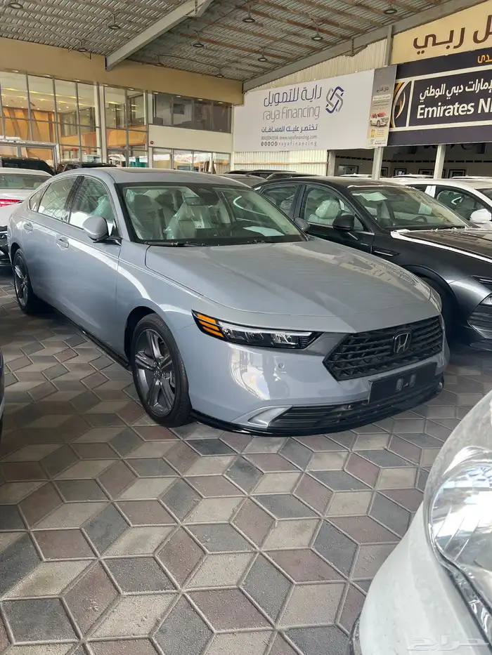 اكورد 2024. Lx ستاندر 4