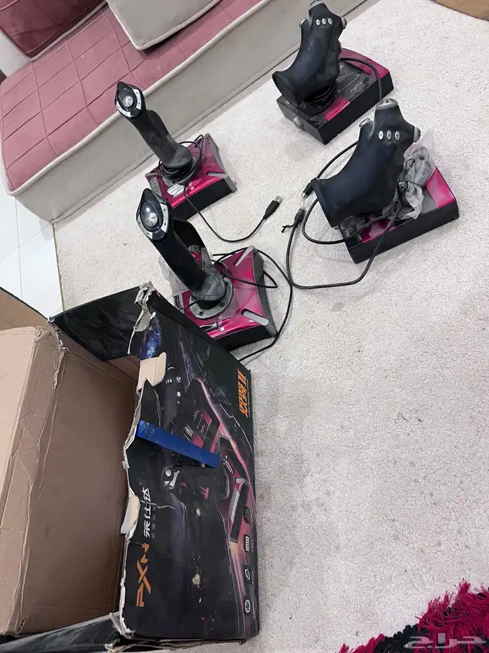 العاب شاشات سيارات وكواية وغسالة لزوليات وارضيات وعدة اغراض 16