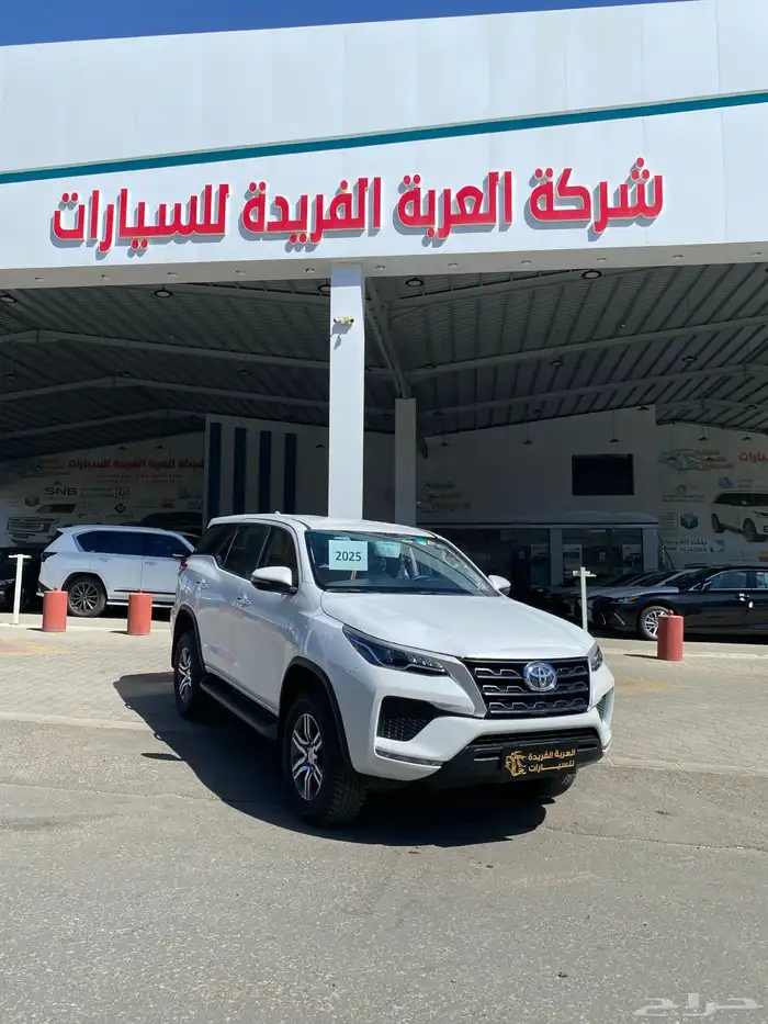 تويوتا فورشنر GX2 دبل بنزين موديل 2025 اللون ابيض 0