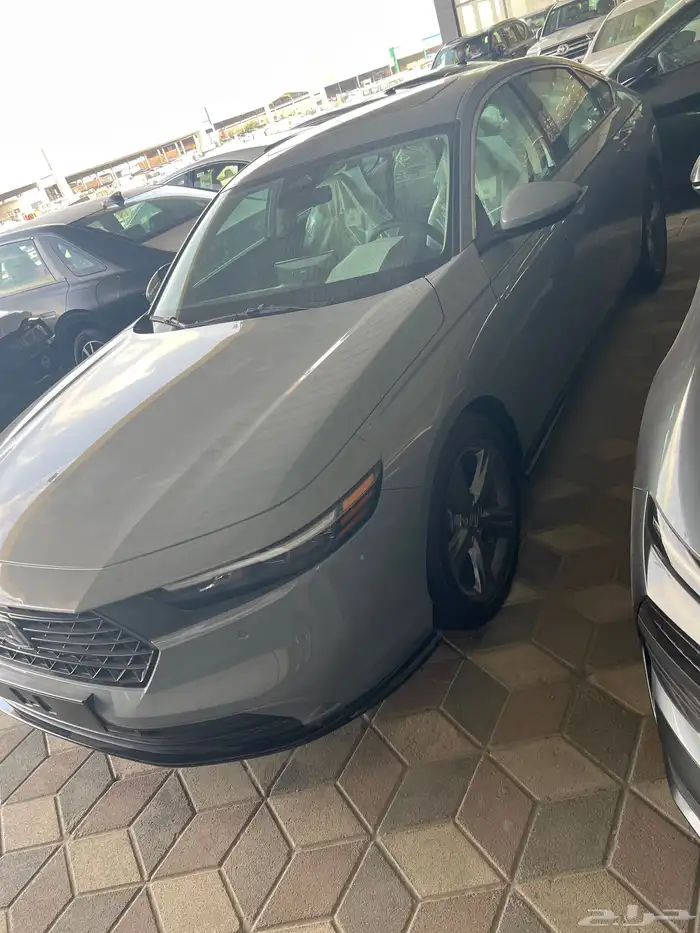 اكورد 2024. Lx ستاندر 5