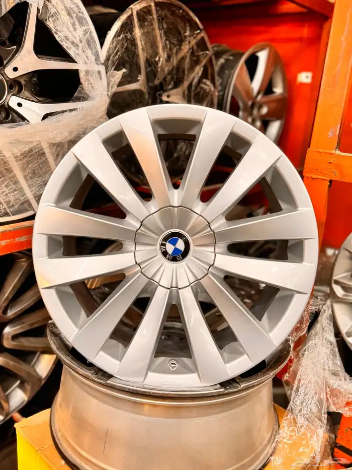 جنوط بي ام موديل 2013مقاس20اصلي وكاله 9