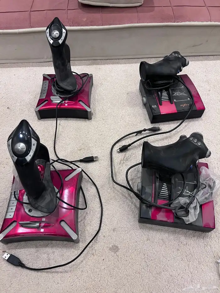 العاب شاشات سيارات وكواية وغسالة لزوليات وارضيات وعدة اغراض 17