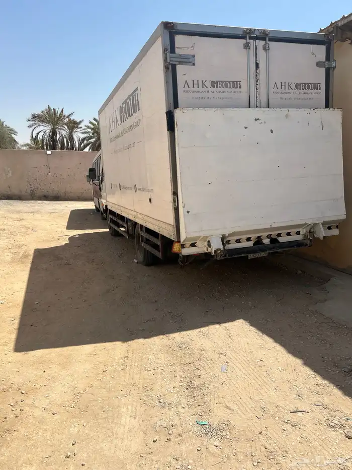 للبيع عدد 4 سيارات 34