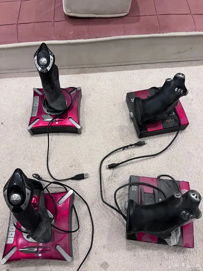 العاب شاشات سيارات وكواية وغسالة لزوليات وارضيات وعدة اغراض 12