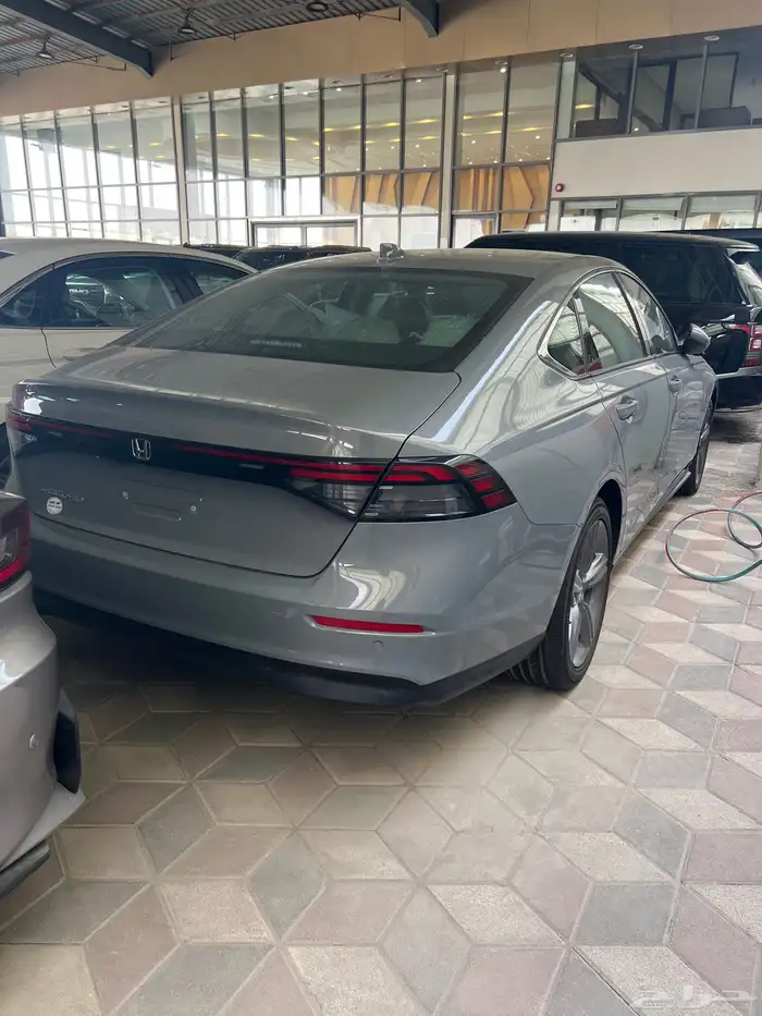 اكورد 2024. Lx ستاندر 11