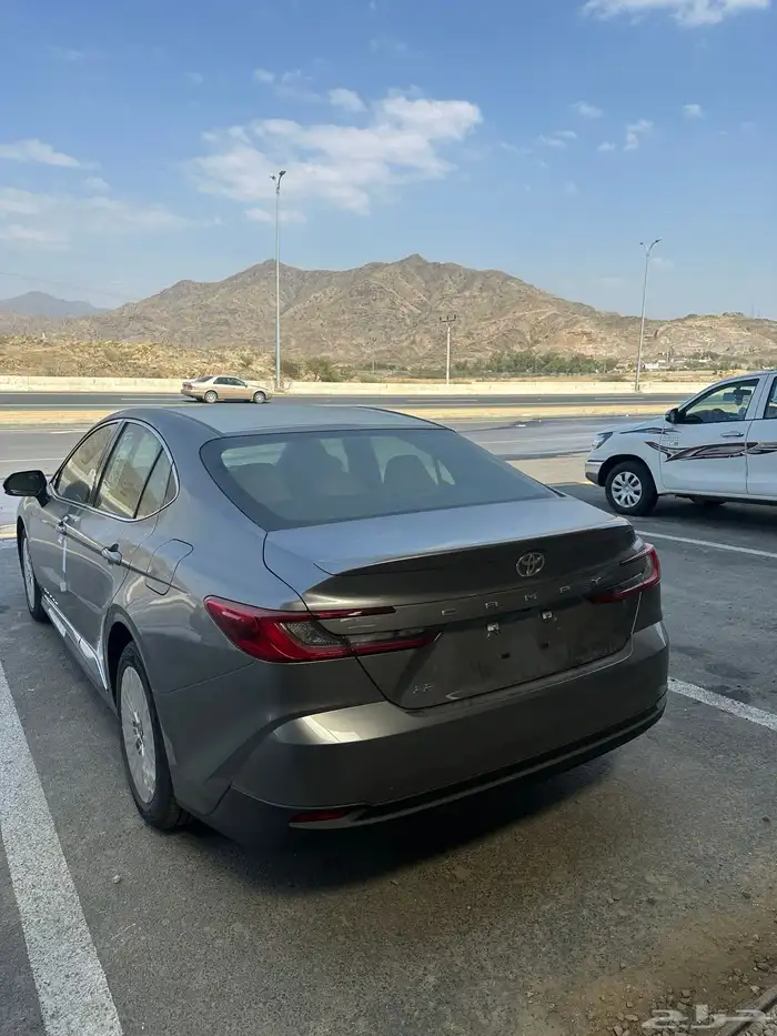 كامري 2025 فتحه بنزين LE اصفار السعر 125500 محايل عسير 5