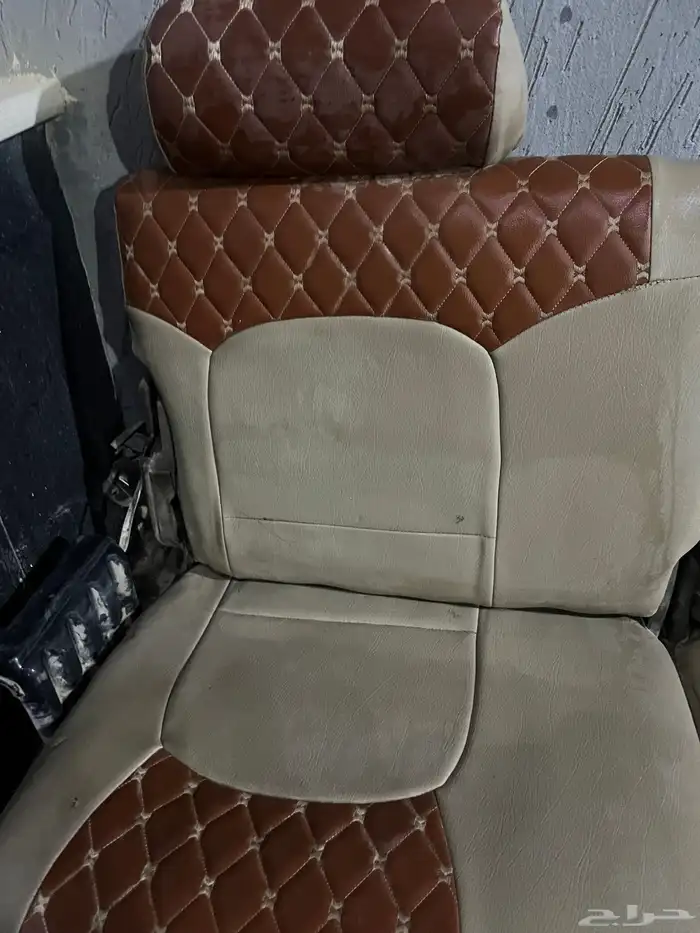 مراتب لاندكروزر 97 صف خلفي ثالث 0