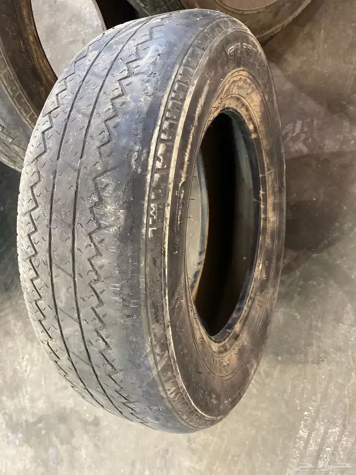 طقم برجستون ورفرف اكسنت 2