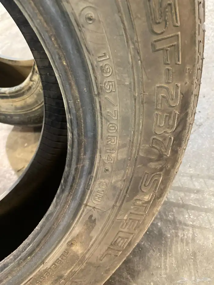 طقم برجستون ورفرف اكسنت 4