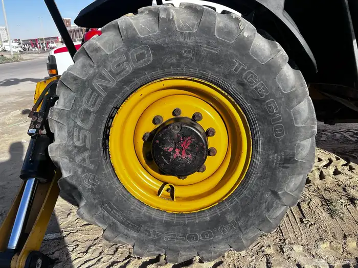 للبيع  أو للإيجار  تلسكوب 14 متر موديل 2011 23