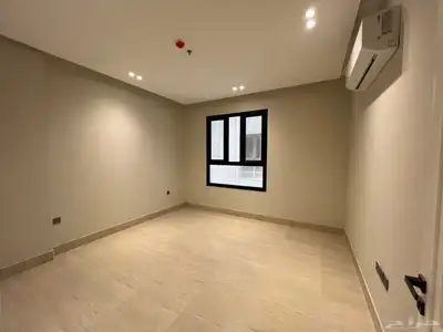 شقة للبيع في برج سكني فاخر 9