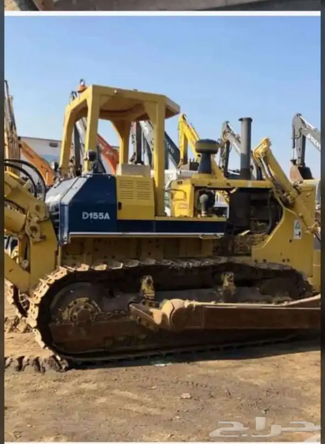 بلدوزر للاجار كوماتسو 155 1