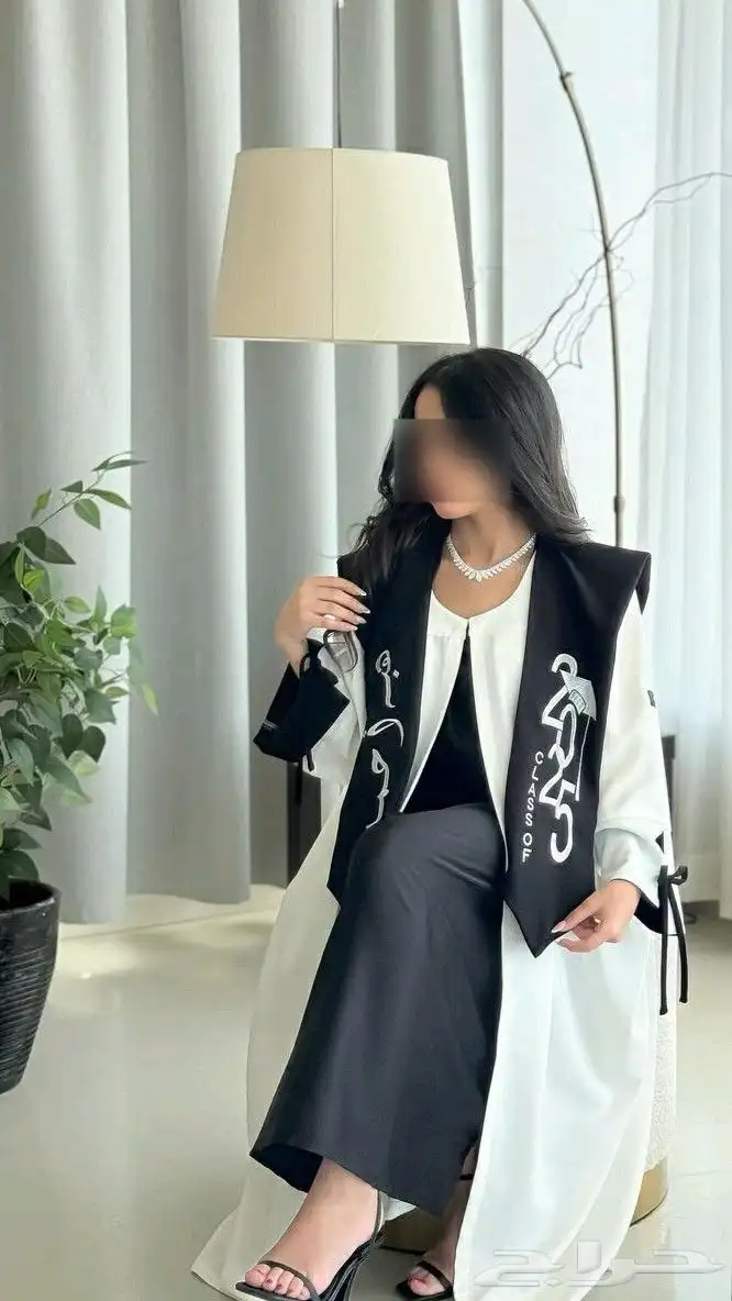 تفصيل عبايات تخرج جميع الالوان 7