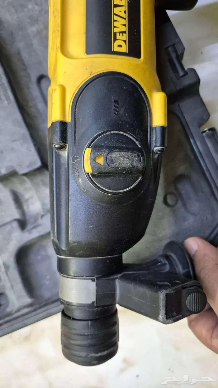 دريل دقاق ديوالت 8