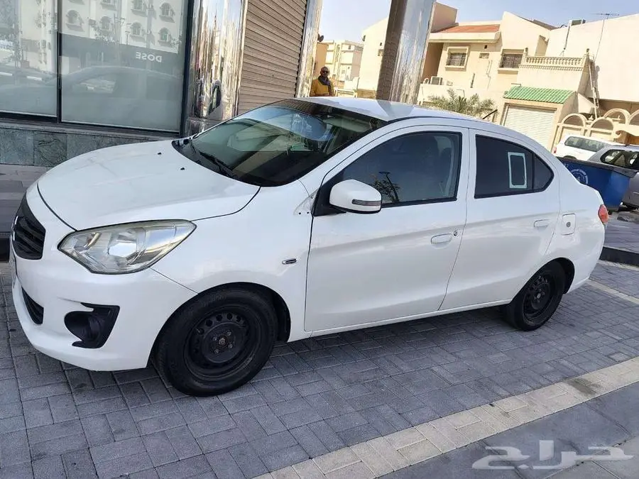 mitsubishi Attrage for sale in good condition 2
