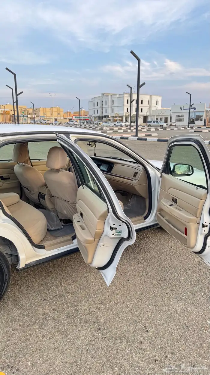 فورد سعودي كراون فكتوريا 2009 منوة المستخدم 9