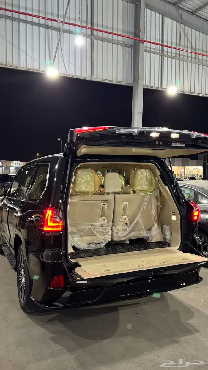 جيب لكزس موديل 2020 LX570s 3