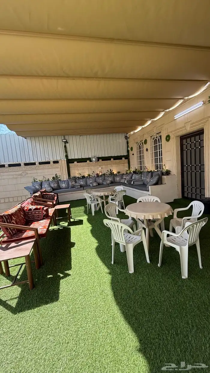 استراحة قسمين بمسبحين كبار وصغار وألعاب مائية وملعب صابوني 19