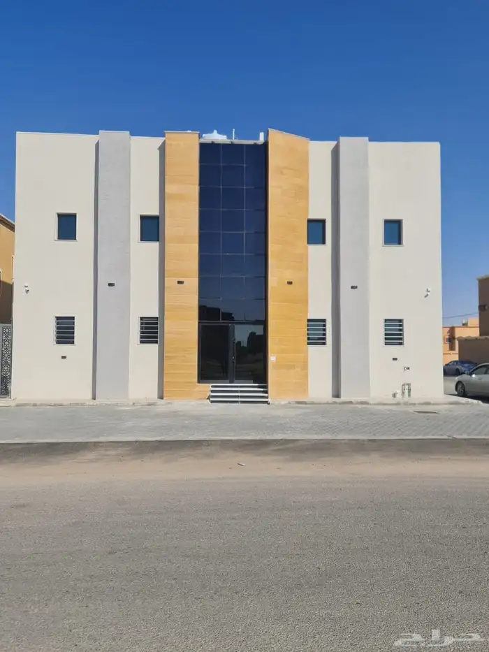 للبيع عمارة فخمة حي النايفية حفر الباطن 3