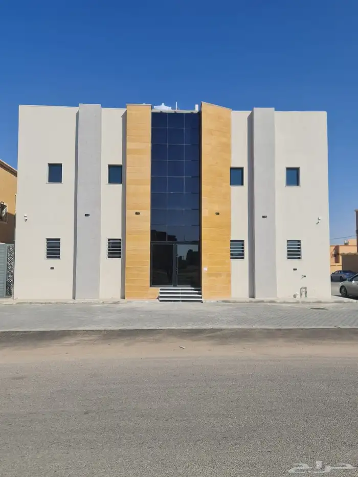 للبيع عمارة فخمة حي النايفية حفر الباطن 8