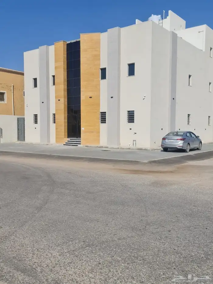 للبيع عمارة فخمة حي النايفية حفر الباطن 7