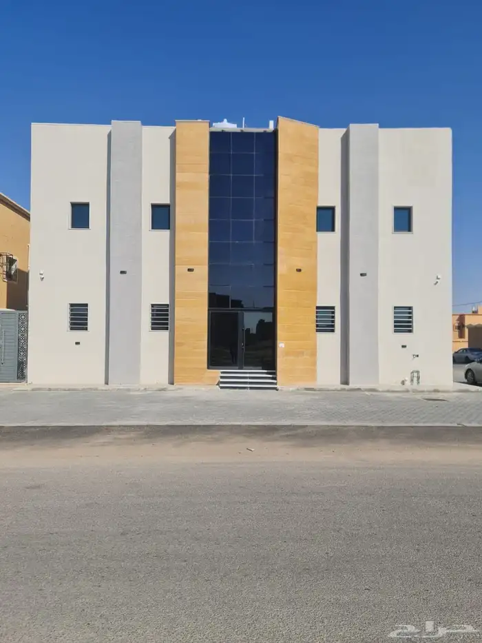 للبيع عمارة فخمة حي النايفية حفر الباطن 4