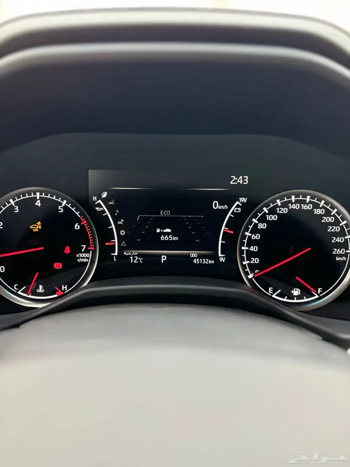 للبيع لاندكروزر VXR وارد وليد (مالك أول) 2023 11