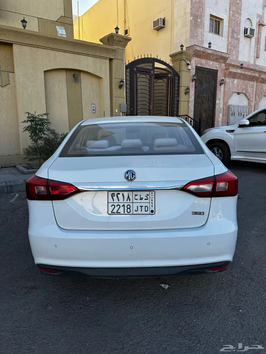 ام جي 2018 1