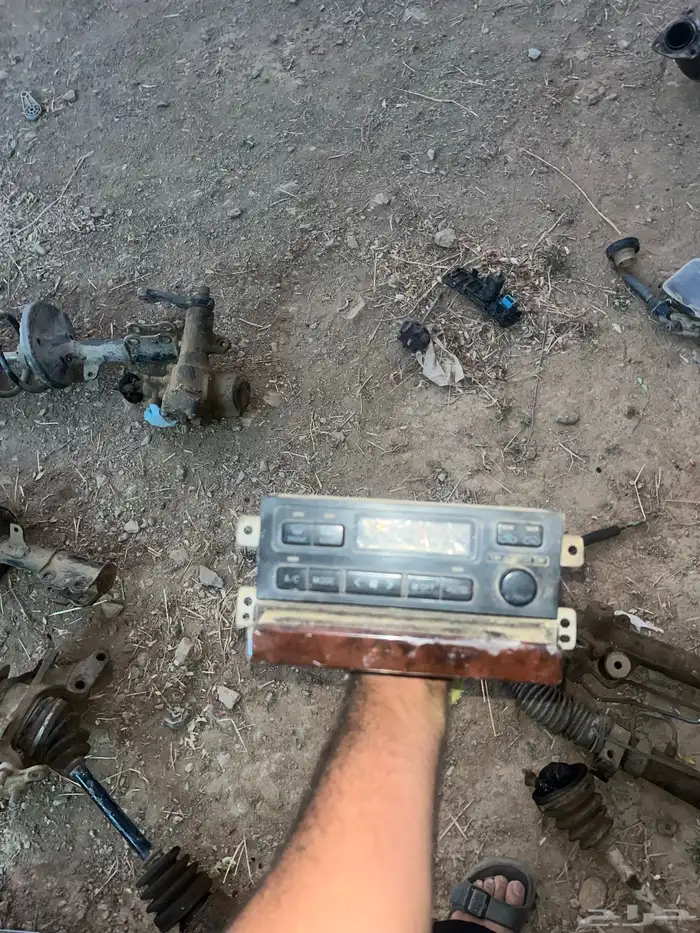 للبيع قطع تشليح 8