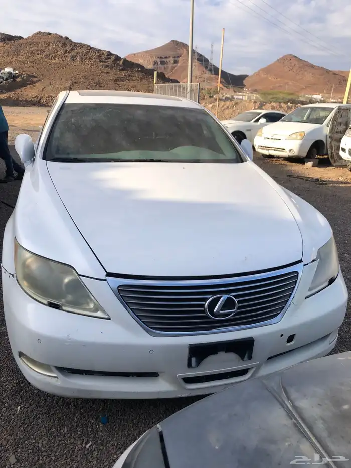 قطع غيار لكزس LS 2007 1