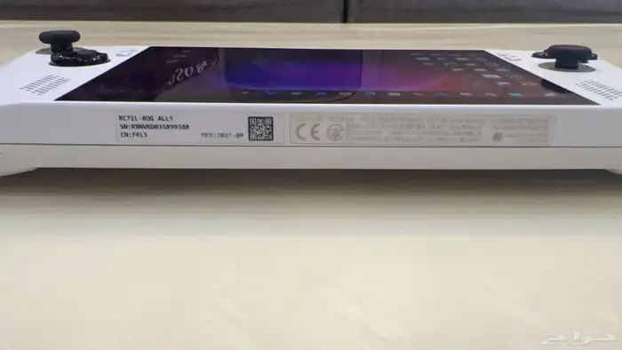جهاز Rog ally روق الاي 5