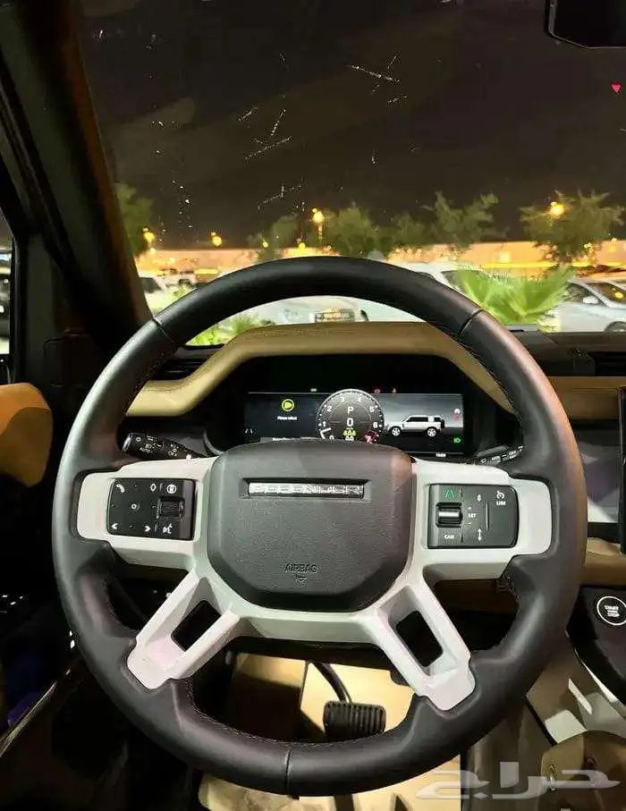 لاند روفر. ديفيندر قطري 2025 2