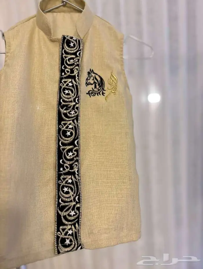 سديري مع تتطريز الاسم ومجند مع تطريز الاسم 5