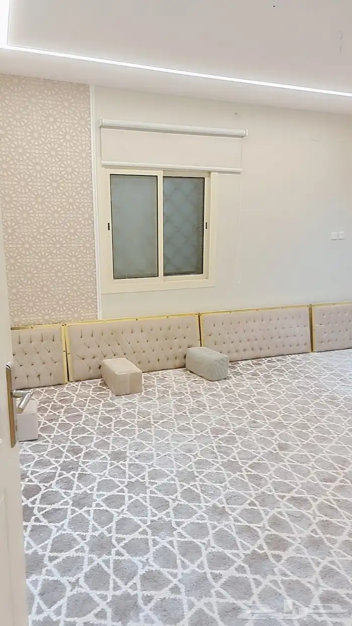 استراحه مؤثثه للأستثمار والايجار اليومي والمناسبات بالراشديه 5