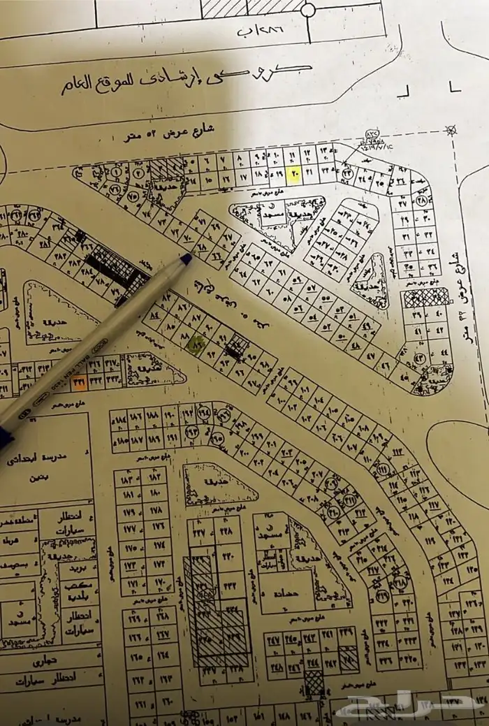 ارض للإيجار - 1000 متر على شارع 50 م و شارع 12 0