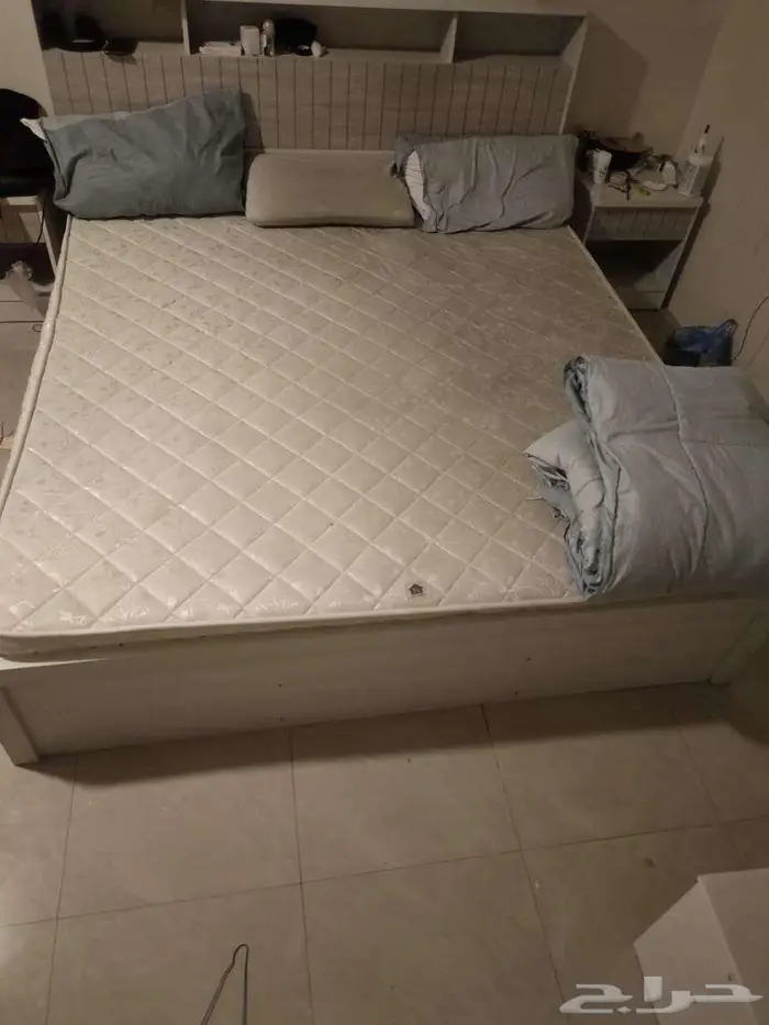 غرفة نوم مودرن هوم بوكس استخدام بسيط 3