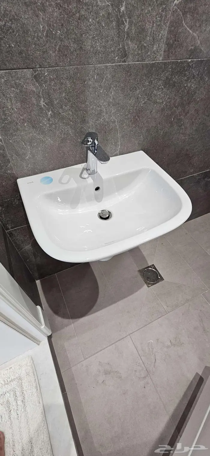 مغاسل حمامات فيترا 0