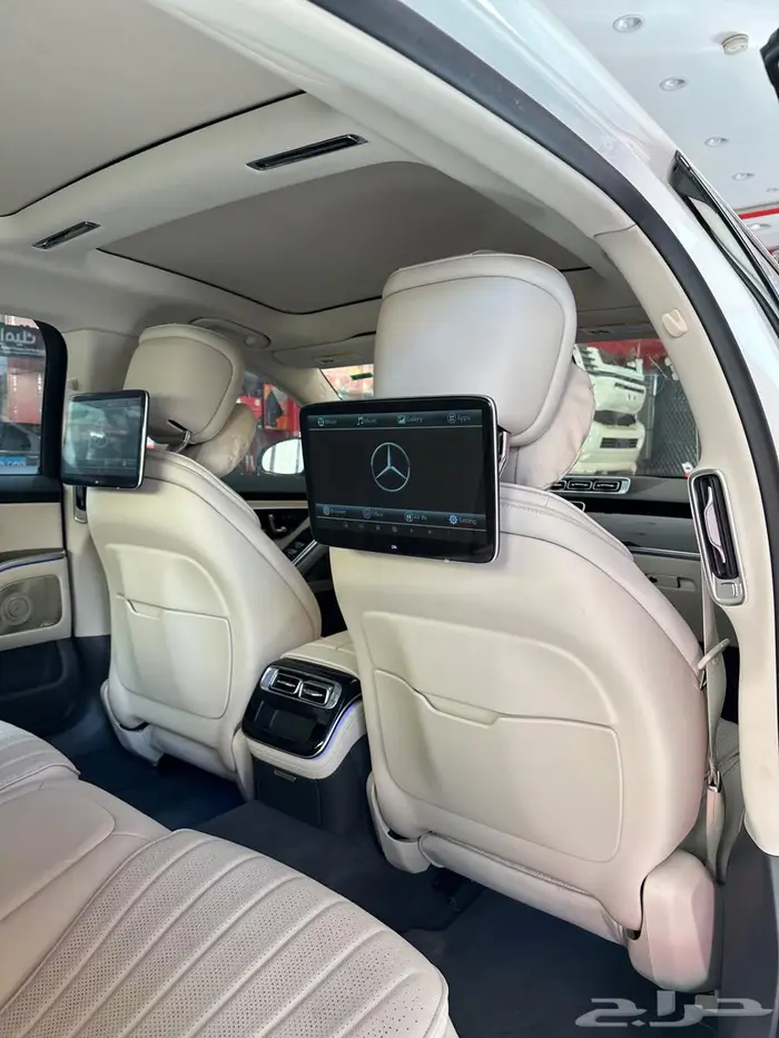 شاشات خلفيه مرسيدس الجوهره 2023 2024 3