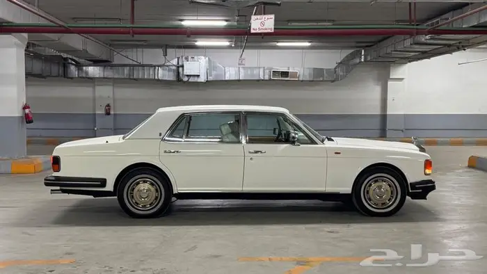 Rolls Royce silver spur 1