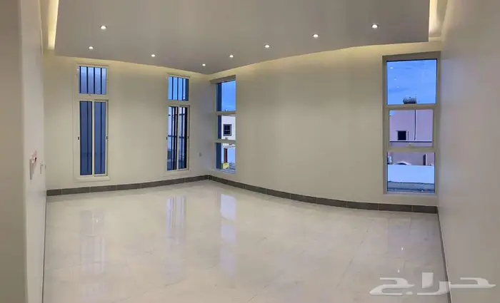 فلل بحي الاسكان دورين وملحق 375 م سعر مميز 6