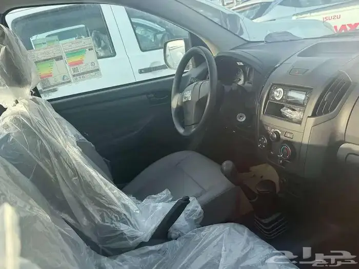 ايسوزو دي ماكس 2025 1