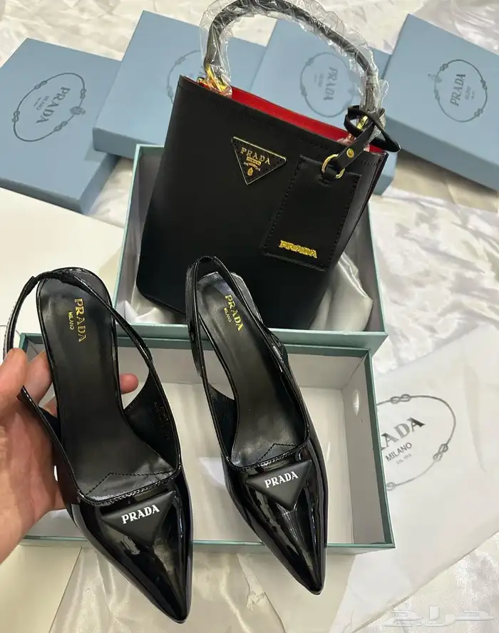 شنط ماركة ميو ميو مع جميع الملحقات 63