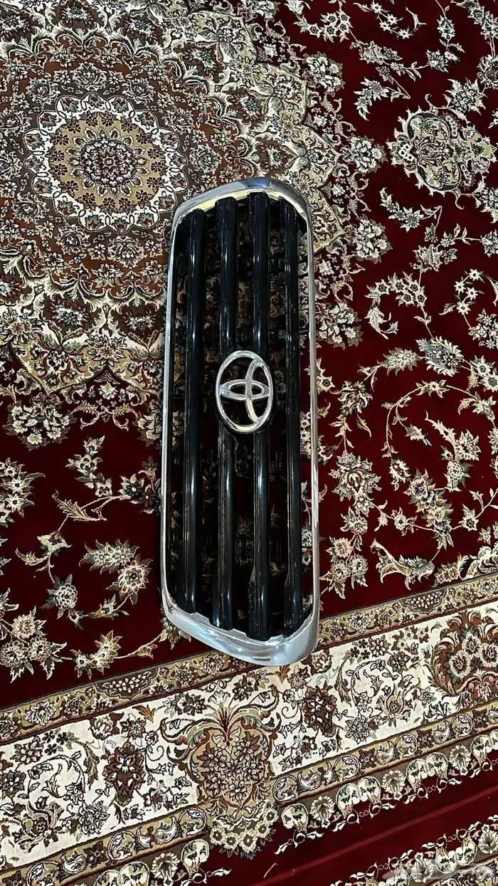 شبك لاندكروزر 2010 GXR 1