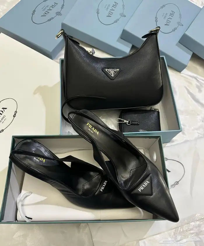 شنط ماركة ميو ميو مع جميع الملحقات 58