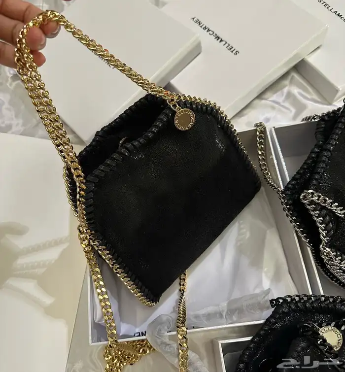 شنط ماركة ميو ميو مع جميع الملحقات 30