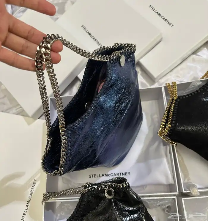 شنط ماركة ميو ميو مع جميع الملحقات 40