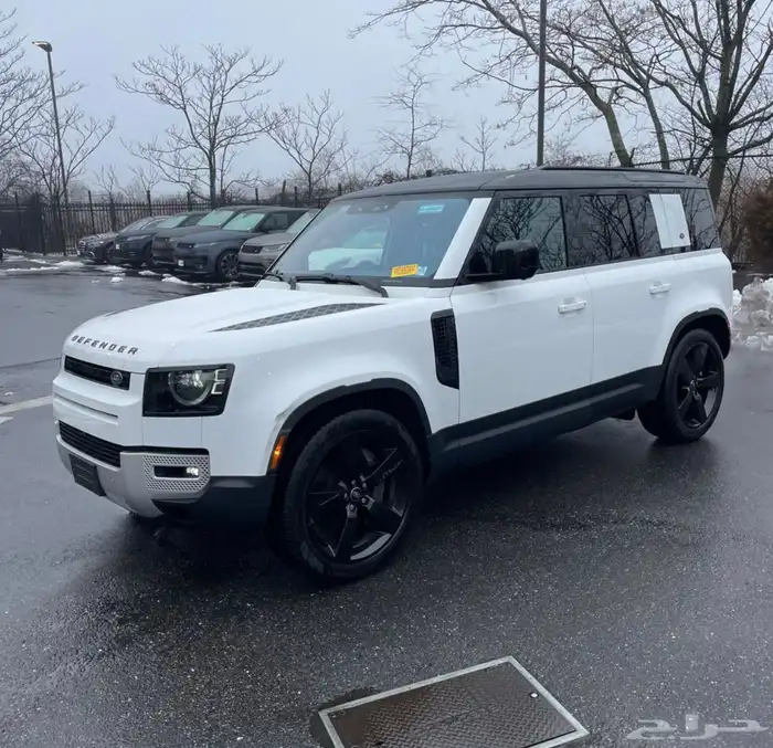 Land Rover defender 2022 0