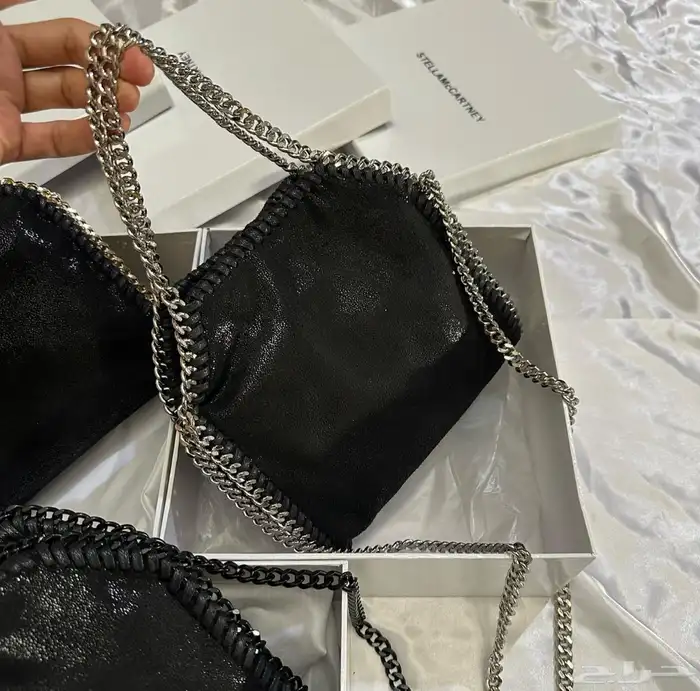 شنط ماركة ميو ميو مع جميع الملحقات 36